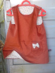 Robe chasuble ambre rouge