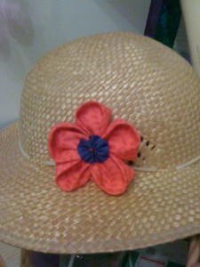 une fleur sur mon chapeau